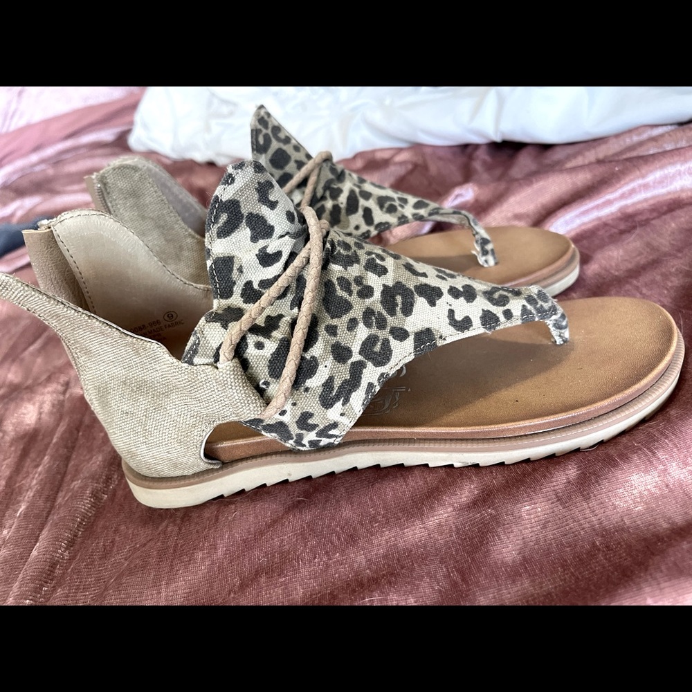 Very G, cheetah sandals. Never worn